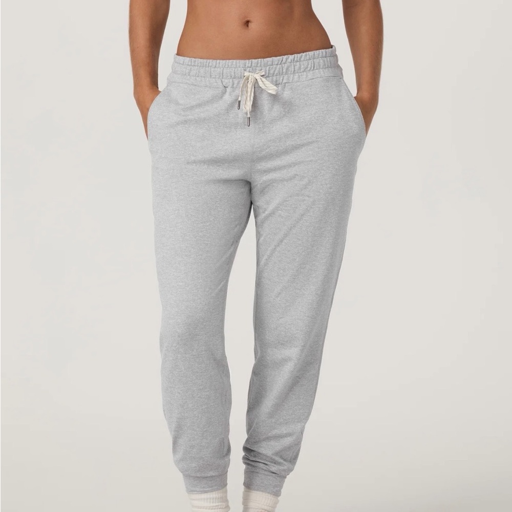 Vuori Performance Jogger — XS, new without tags